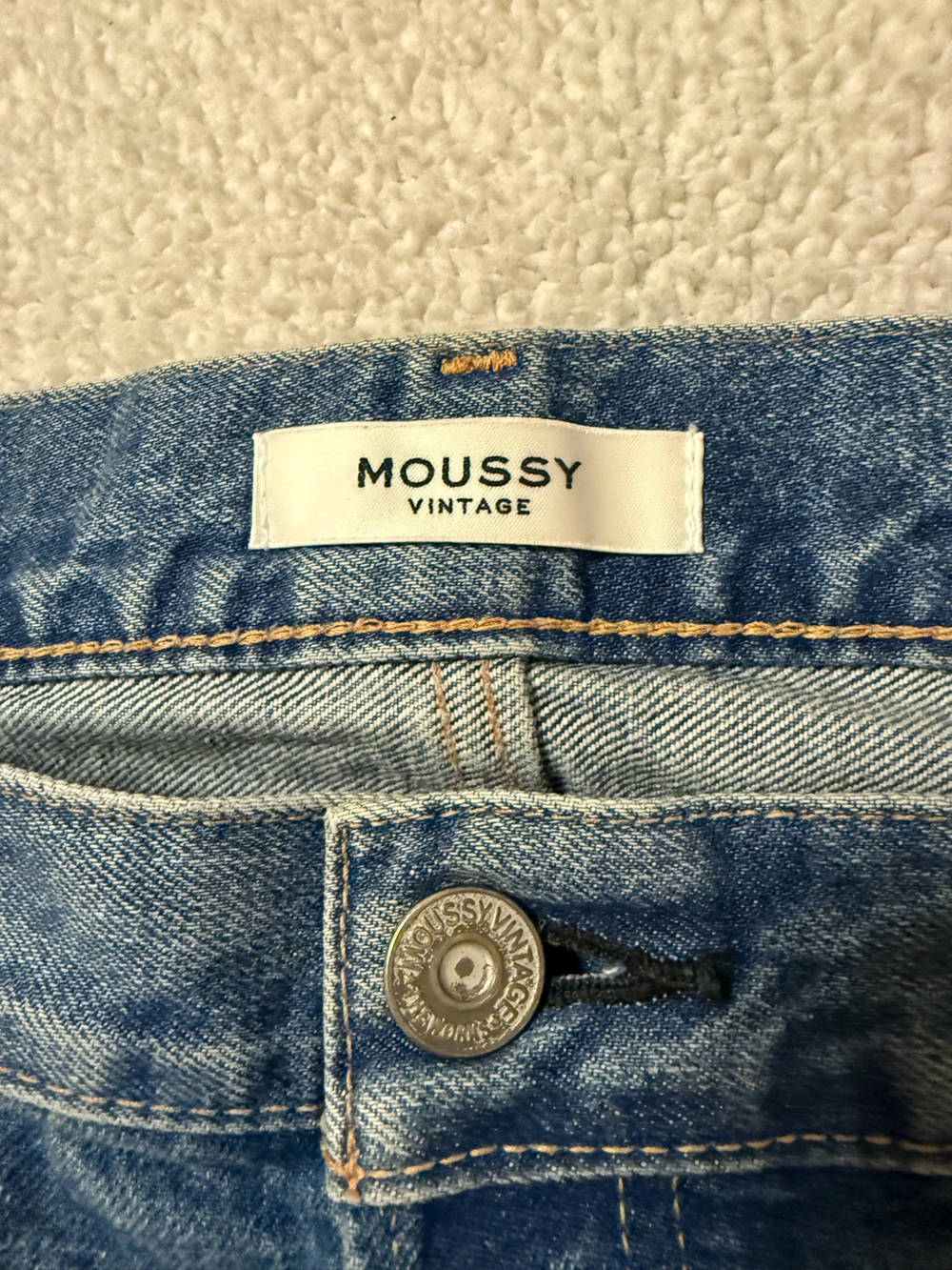 MOUSSY VINTAGE Straight Leg Jeans Raw Hem Denim Medium Blue Wash Distressed - Picture 10 of 13